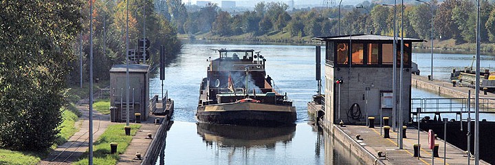 Neckarschleuse 